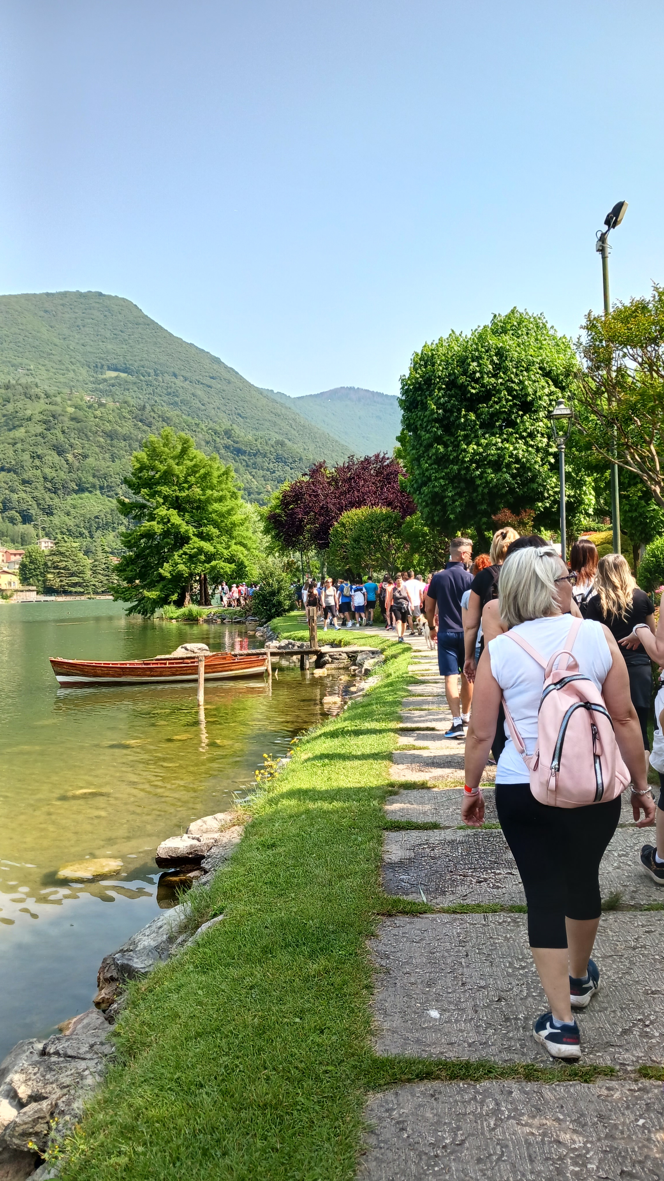Vi aspettiamo numerosi domenica 16 giugno 2024 per partecipare insieme alla 2^ edizione della camminata non competitiva organizzata in ricordo di Bettoni Ornella in Lazzaroni e per la sensibilizzazione al dono.
IO DONO! NON SO PER CHI, MA SO PERCHE'!